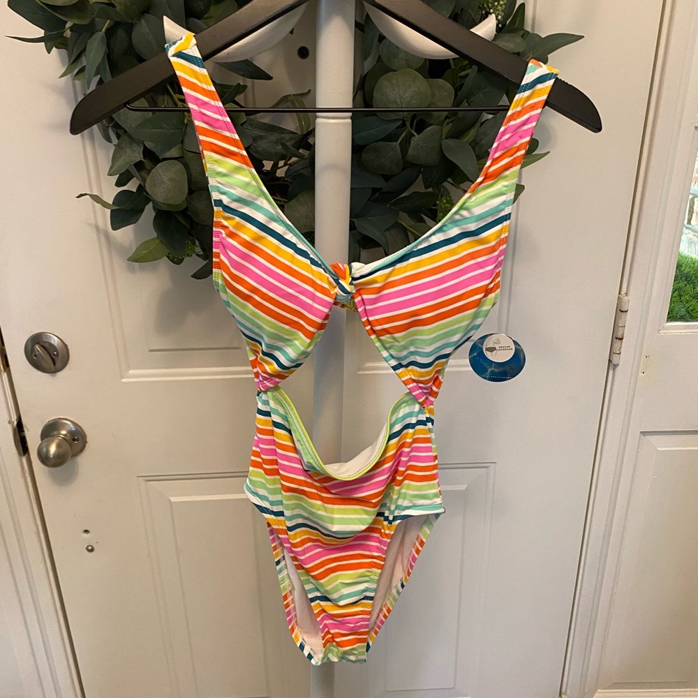 NWT decree 1 Piece Cutout Stripe Swimsuit Medium Coverage XS